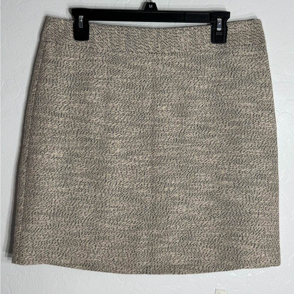 Ann Taylor LOFT BlackWhite Textured Tweed Mini Skirt Size 10 Work Career Classic